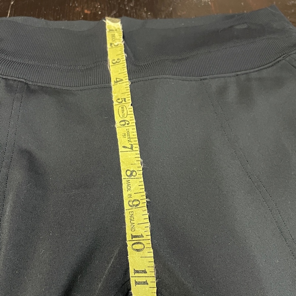 ATHLETA Venice High
Rise Jogger Black Size L/T. - Picture 10 of 14